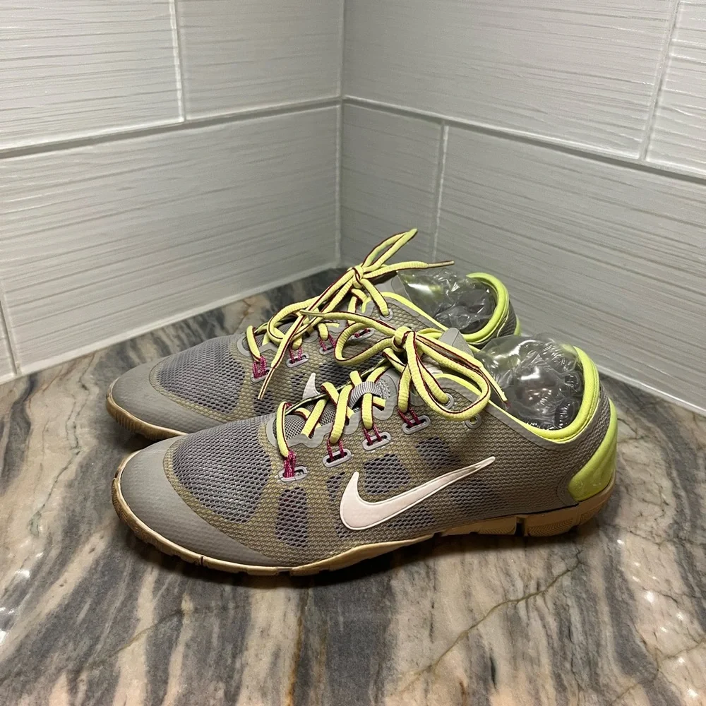 NIKE Clima Cool Women's Sneakers Running Shoes 599269 007 Gray Green pink 8